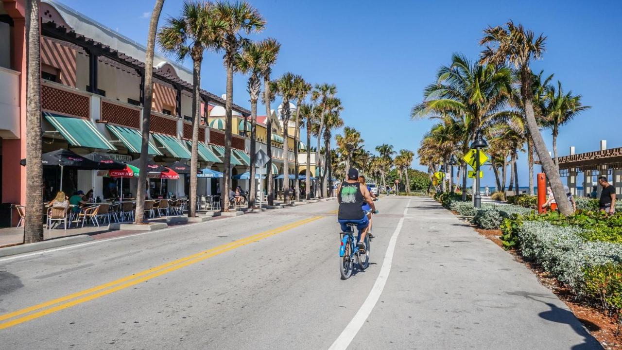 M Lake Worth Beach - Modern Villas Near West Palm Beach, Chic Retro Vibes, King Bed, Cozy Backyard, Bbq, Workspace, High-Speed Internet, Free Parking, 5 Minutes To Downtown & Beach Экстерьер фото