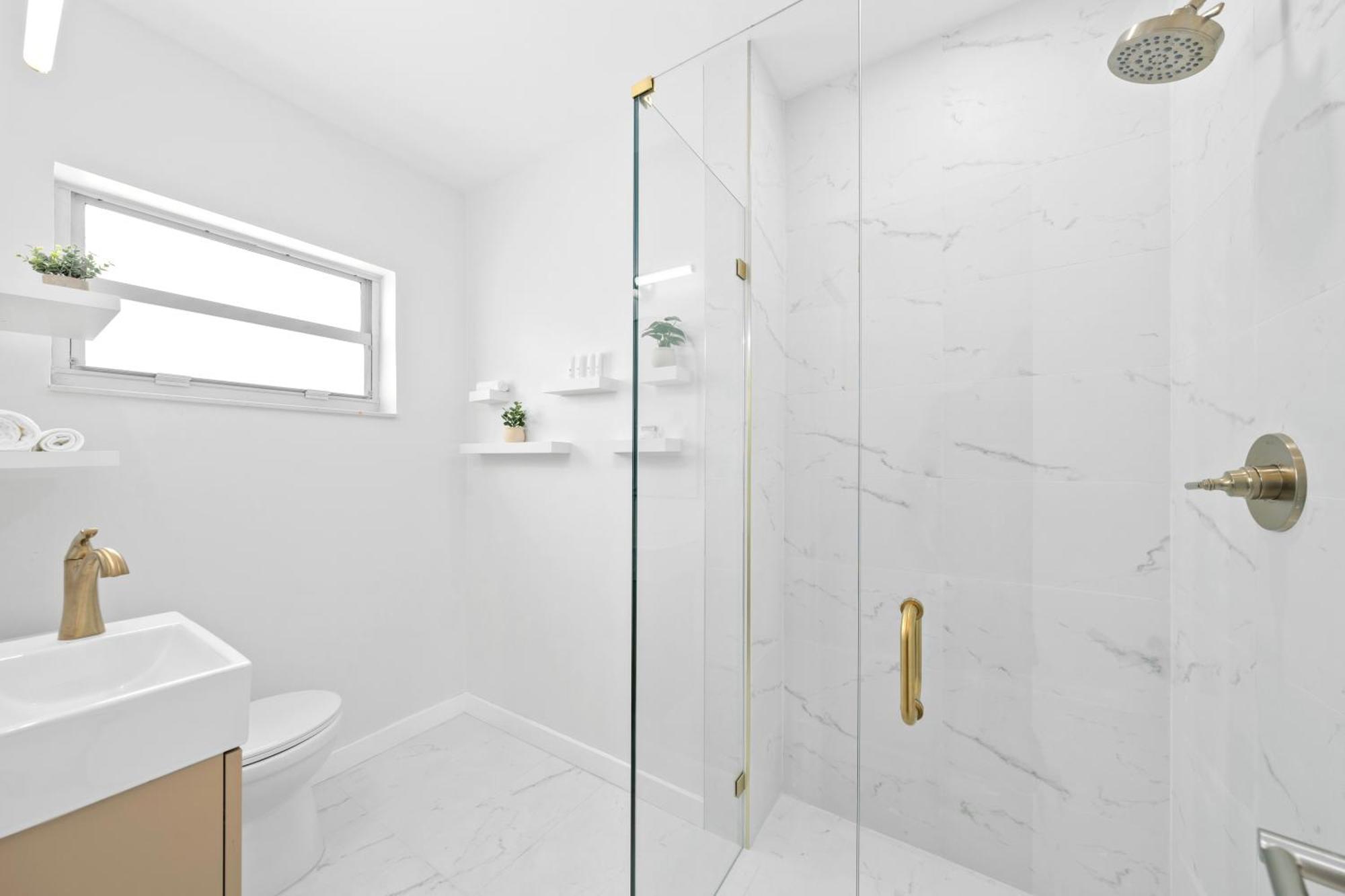 M Lake Worth Beach - Modern Villas Near West Palm Beach, Chic Retro Vibes, King Bed, Cozy Backyard, Bbq, Workspace, High-Speed Internet, Free Parking, 5 Minutes To Downtown & Beach Экстерьер фото